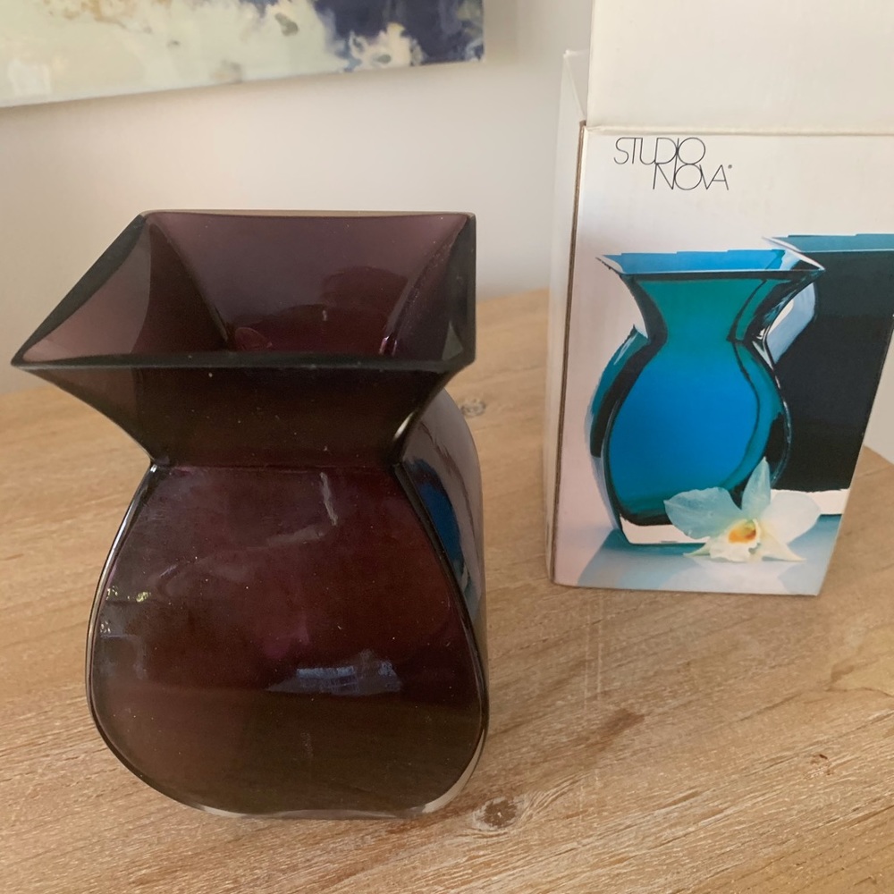 Mikasa Studio Nova Mirage Sculpted Vase - Picture 1 of 12